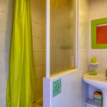 Дом отдыха Eco-friendly With Pool