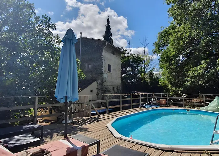 Eco-friendly With Pool